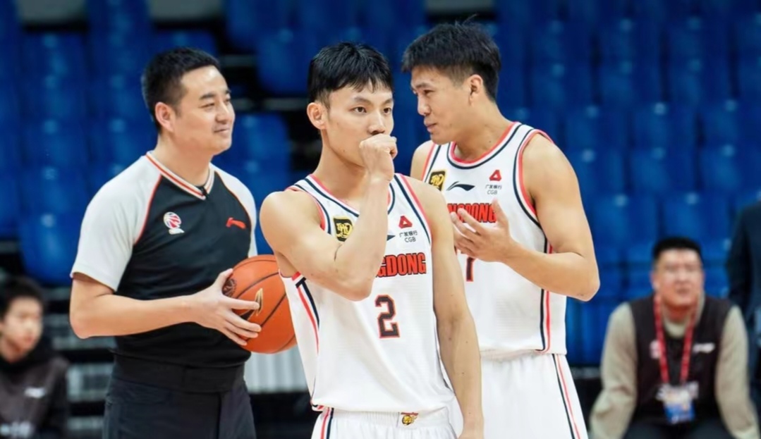 爱游戏体育-Faker迎来七赛季出色发挥，RNG观众热烈欢呼！的简单介绍