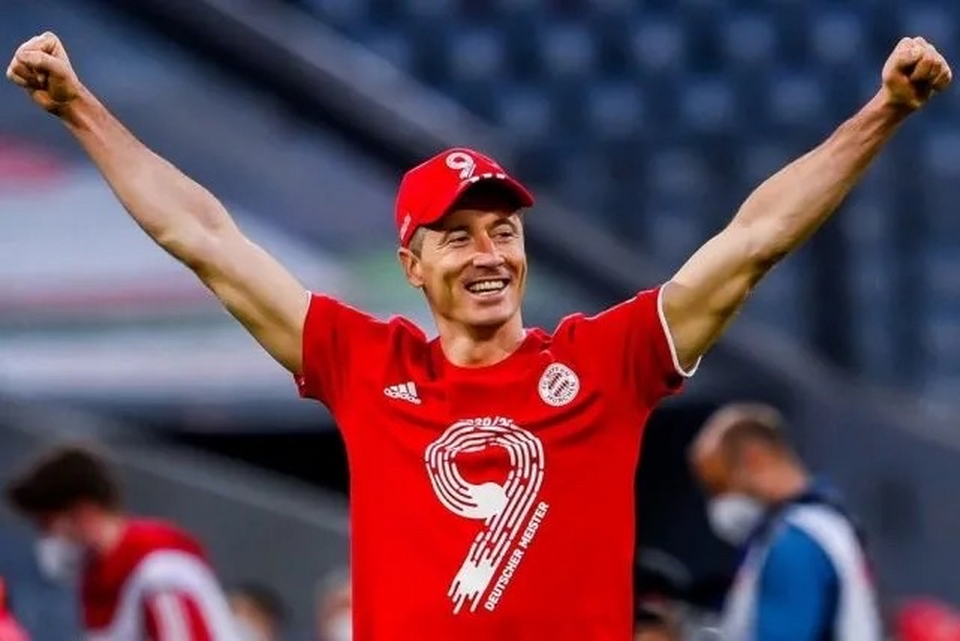 AYX-关于莱万多夫斯基迎来二十赛季高光表现，瑞士队球迷沸腾！的信息